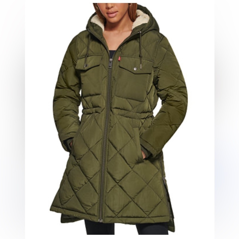 Levi's
Women's Hooded Anorak Puffer Coat
